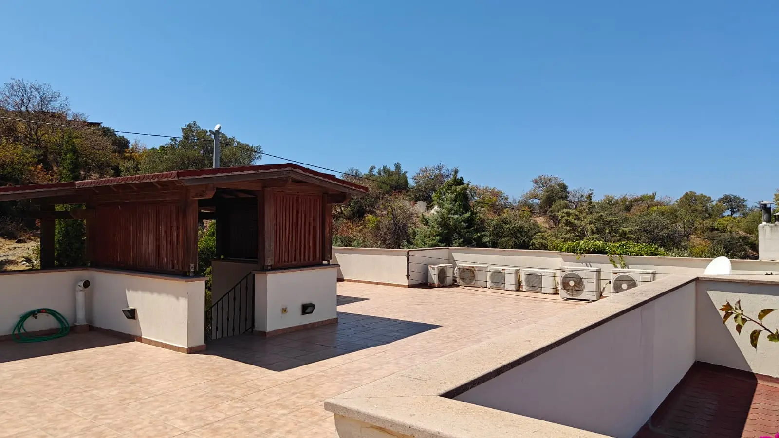 Roof terrace